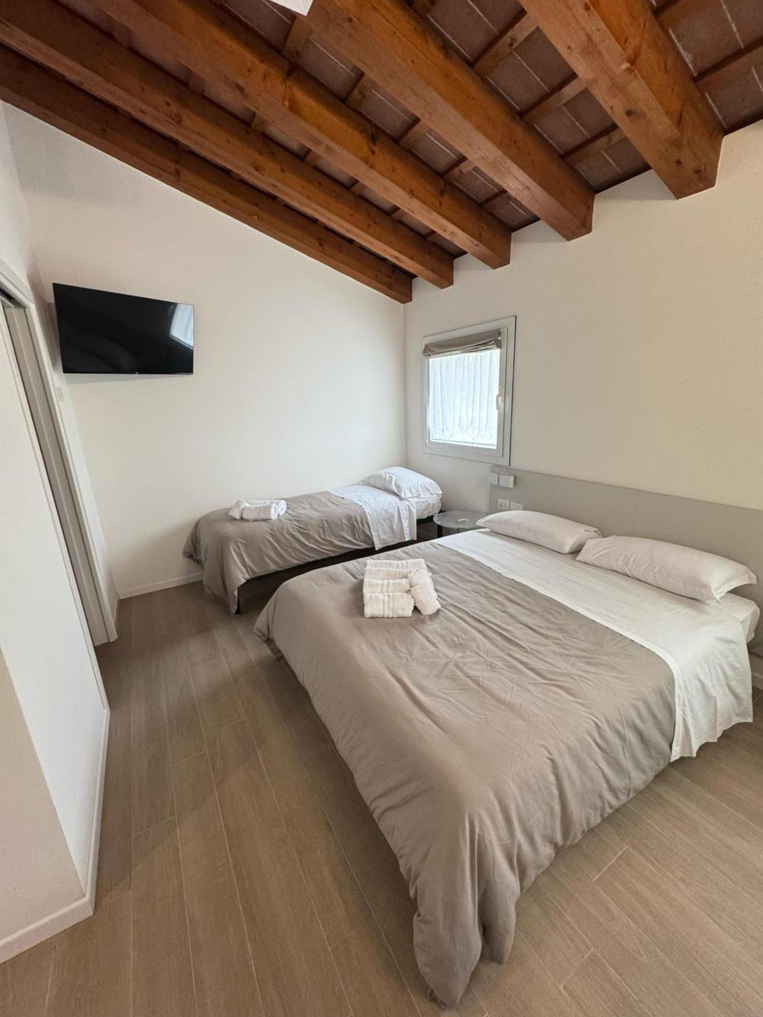 Hotel Villa Mary Санта-Мария-ди-Сала Экстерьер фото